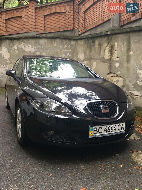 Хэтчбек SEAT Leon 2008 в Львове фото Хэтчбек SEAT Leon 2008 в Львове