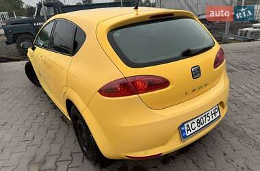 Хетчбек SEAT Leon 2009 в Нововолинську