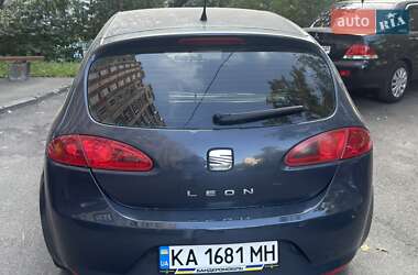 Хэтчбек SEAT Leon 2009 в 