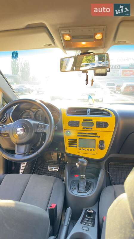 Хетчбек SEAT Leon 2006 в Одесі
