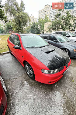 Хэтчбек SEAT Leon 2004 в 
