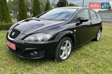 Хетчбек SEAT Leon 2009 в Луцьку