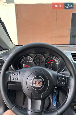 Хэтчбек SEAT Leon 2007 в 