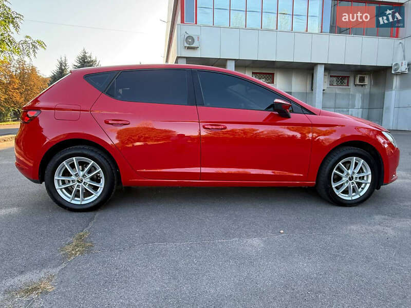 Хэтчбек SEAT Leon 2013 в Кривом Роге