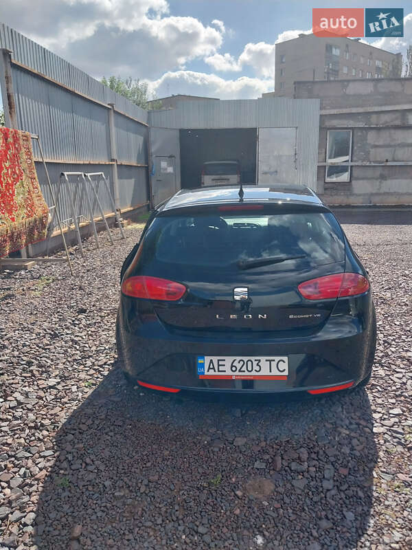 Хэтчбек SEAT Leon 2012 в Кривом Роге