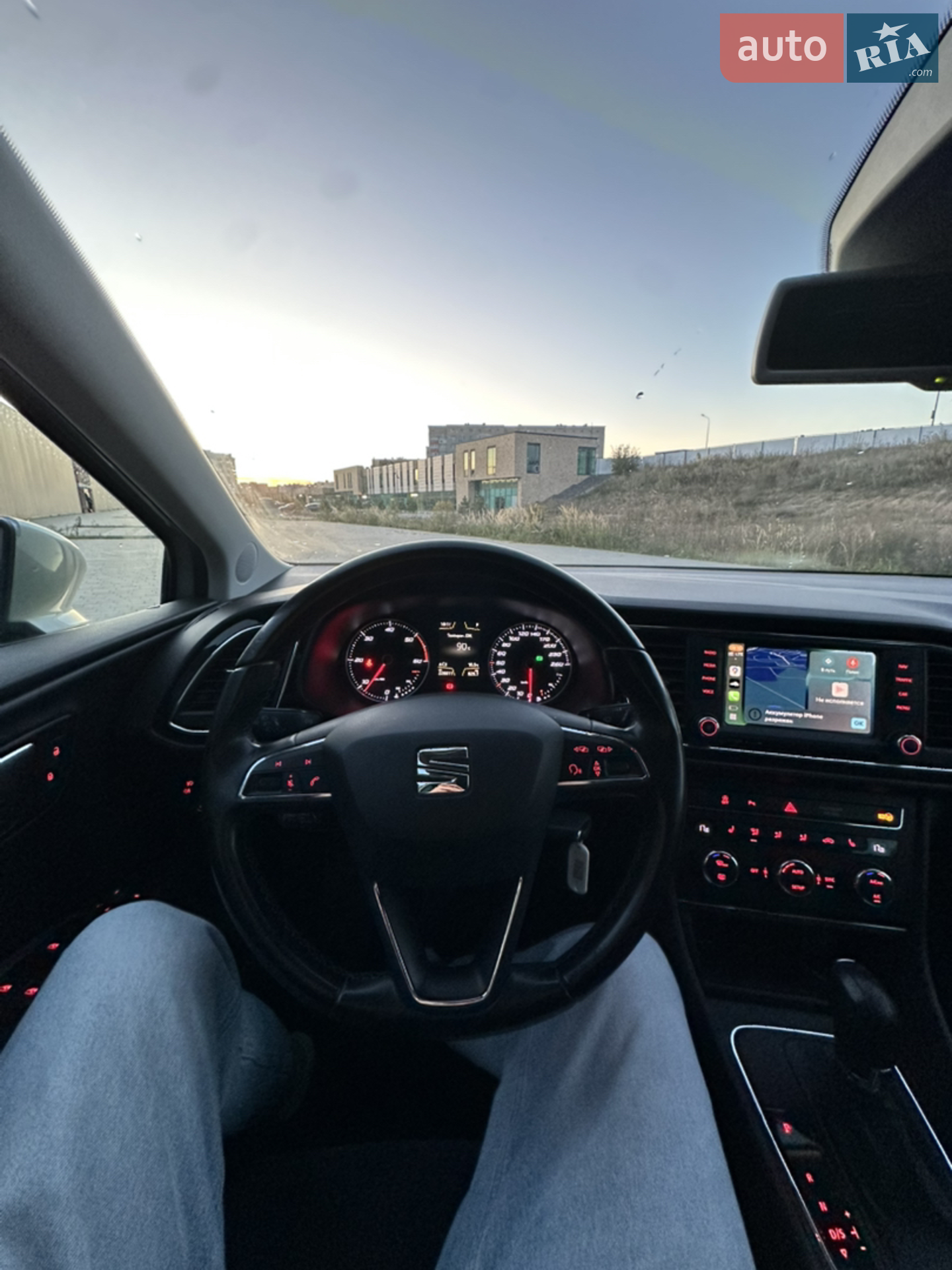 2015 SEAT Leon - мініатюра 12