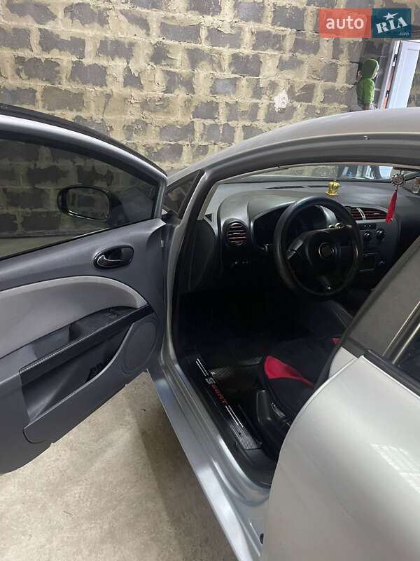 Хэтчбек SEAT Leon 2008 в Перемышлянах фото 3 Хэтчбек SEAT Leon 2008 в Перемышлянах