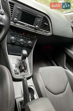 Хэтчбек SEAT Leon 2013 в 