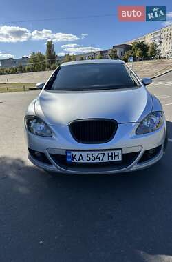Хэтчбек SEAT Leon 2007 в 
