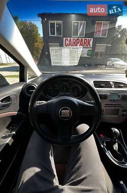 Хэтчбек SEAT Leon 2007 в 