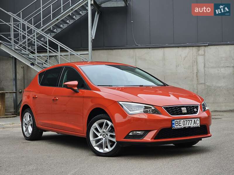 Хэтчбек SEAT Leon 2016 в Киеве