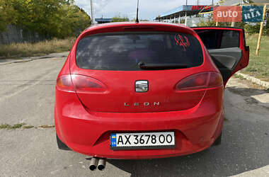 Хэтчбек SEAT Leon 2008 в 