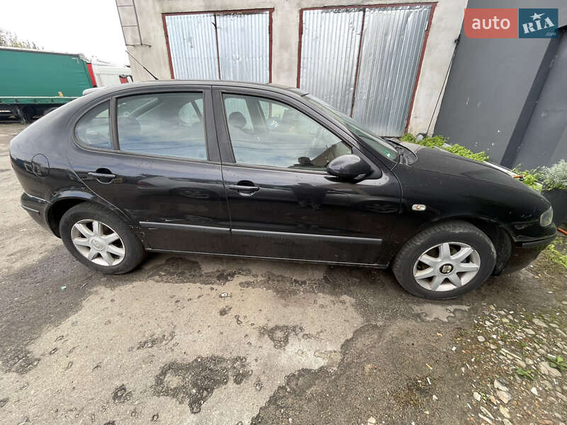 Хэтчбек SEAT Leon 2005 в Луцке