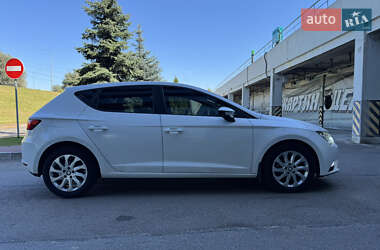 Хэтчбек SEAT Leon 2013 в 