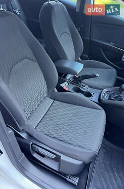 Хэтчбек SEAT Leon 2013 в 