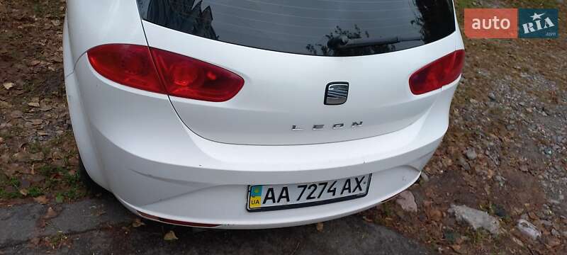 Хетчбек SEAT Leon 2010 в Києві