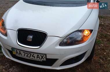 Хэтчбек SEAT Leon 2010 в 