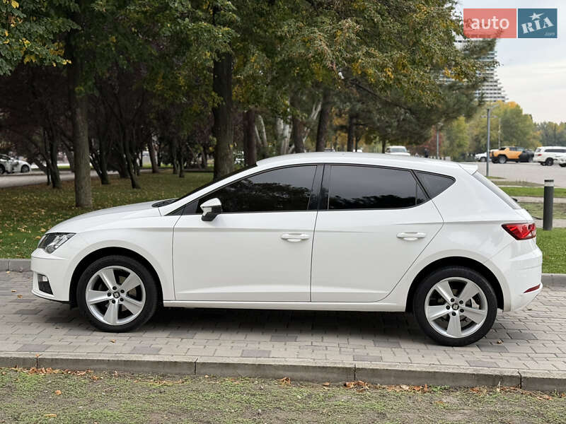 Хэтчбек SEAT Leon 2019 в Днепре