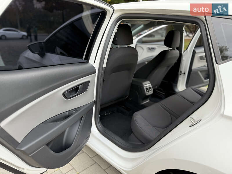 Хэтчбек SEAT Leon 2019 в Днепре