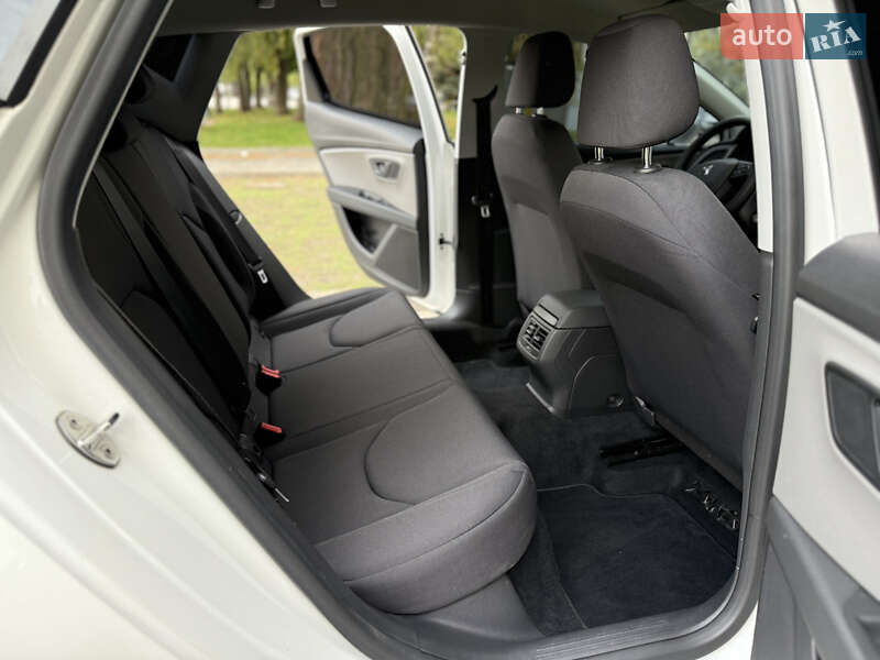 Хэтчбек SEAT Leon 2019 в Днепре