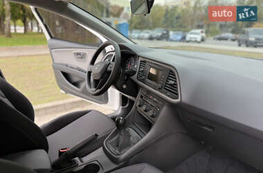 Хэтчбек SEAT Leon 2019 в 