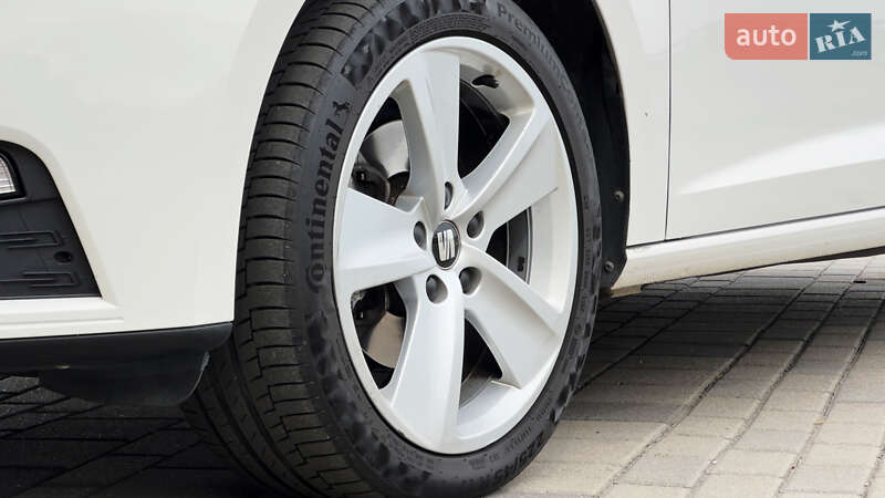 Хэтчбек SEAT Leon 2019 в Днепре