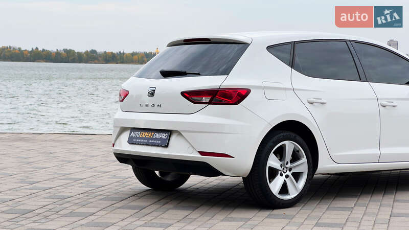 Хэтчбек SEAT Leon 2019 в Днепре