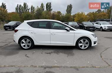 Хэтчбек SEAT Leon 2016 в 