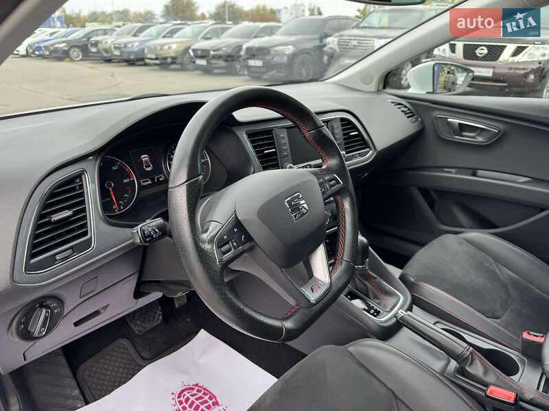 Хэтчбек SEAT Leon 2016 в Днепре