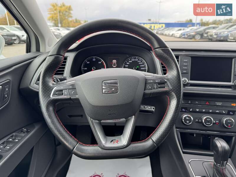 Хэтчбек SEAT Leon 2016 в Днепре