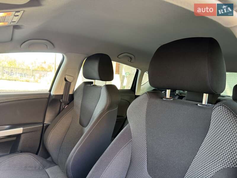 Хэтчбек SEAT Leon 2010 в Луцке