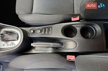 Хэтчбек SEAT Leon 2010 в 