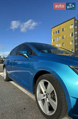 Хэтчбек SEAT Leon 2013 в 