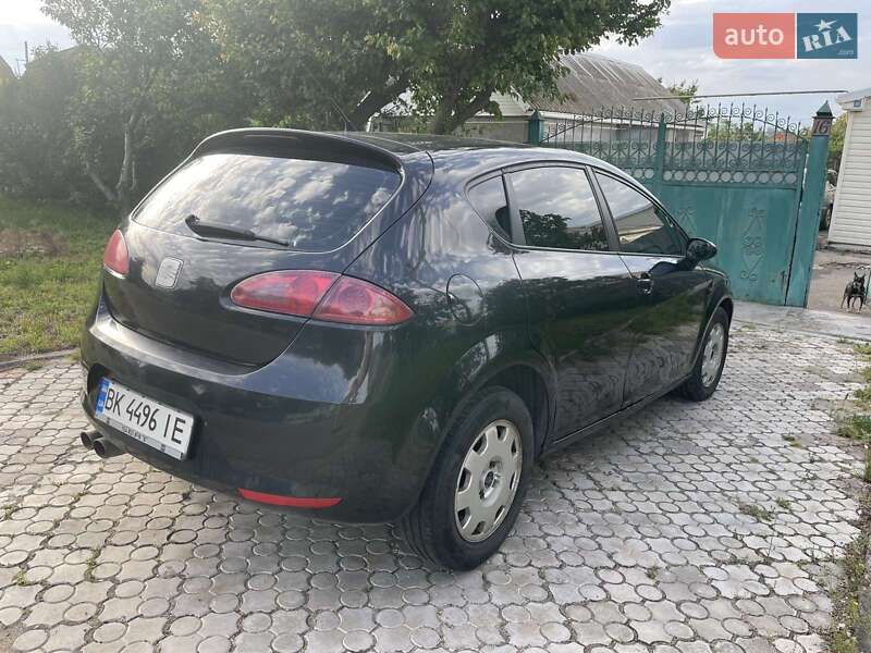 Хетчбек SEAT Leon 2007 в Миколаєві