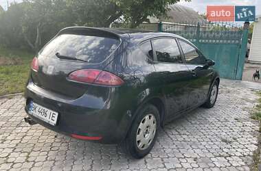 Хэтчбек SEAT Leon 2007 в 
