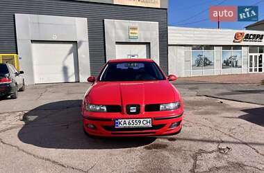 Хэтчбек SEAT Leon 2003 в Прилуках