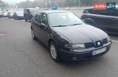 Хэтчбек SEAT Leon 2004 в 