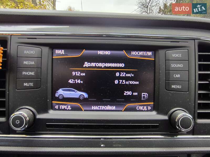 Хэтчбек SEAT Leon 2013 в Лубнах