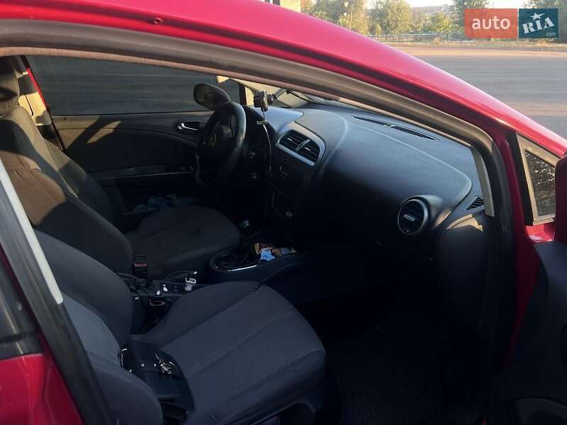 Хетчбек SEAT Leon 2006 в Кривому Розі фото 4 Хетчбек SEAT Leon 2006 в Кривому Розі
