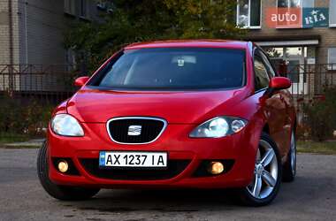 Хэтчбек SEAT Leon 2008 в Павлограде
