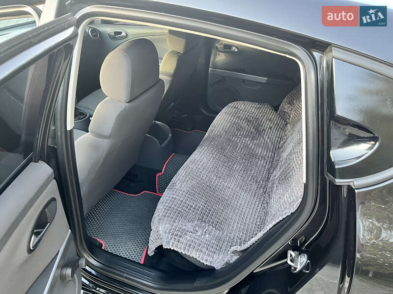 Хетчбек SEAT Leon 2009 в Павлограді фото 9 Хетчбек SEAT Leon 2009 в Павлограді