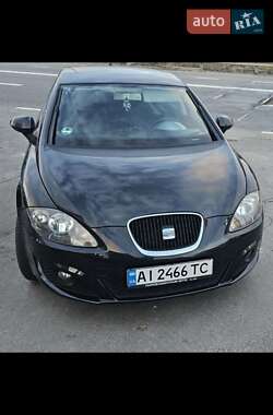 Хэтчбек SEAT Leon 2011 в Бородянке Хэтчбек SEAT Leon 2011 в Бородянке