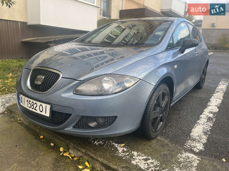 Хэтчбек SEAT Leon 2005 в Корсуне-Шевченковском фото Хэтчбек SEAT Leon 2005 в Корсуне-Шевченковском