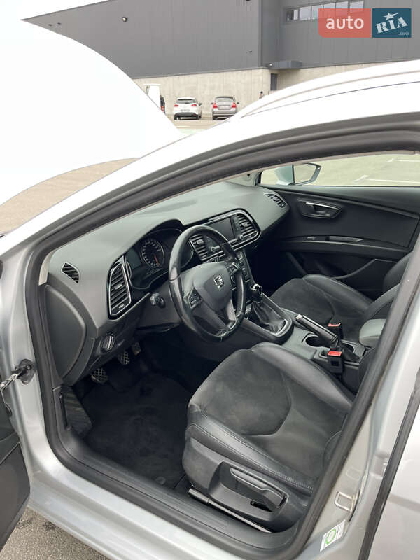 Универсал SEAT Leon 2015 в Ирпене