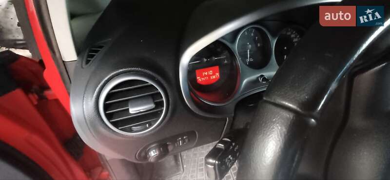 Хэтчбек SEAT Leon 2009 в Киеве