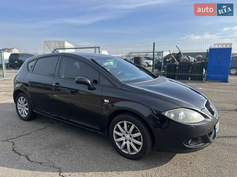 Хэтчбек SEAT Leon 2006 в Киеве фото 5 Хэтчбек SEAT Leon 2006 в Киеве
