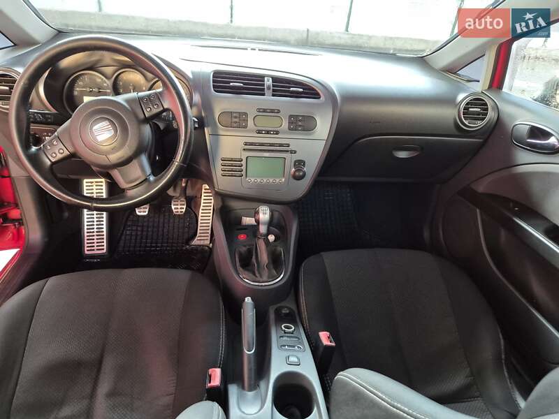 Хэтчбек SEAT Leon 2008 в Киеве фото 29 Хэтчбек SEAT Leon 2008 в Киеве