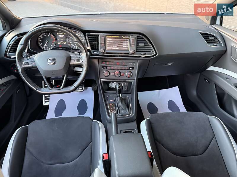 Хэтчбек SEAT Leon 2016 в Киеве фото 50 Хэтчбек SEAT Leon 2016 в Киеве