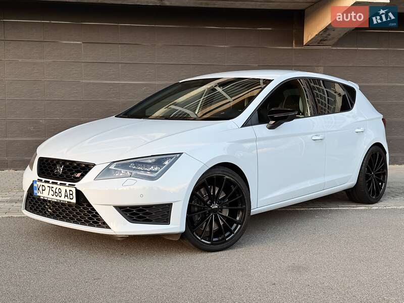 Хэтчбек SEAT Leon 2016 в Киеве фото 13 Хэтчбек SEAT Leon 2016 в Киеве