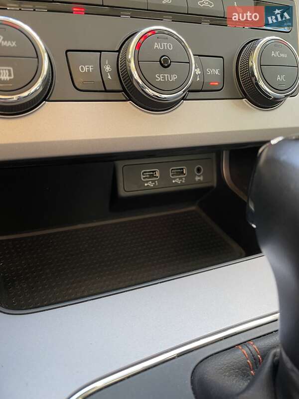 Універсал SEAT Leon 2019 в Львові фото 5 Універсал SEAT Leon 2019 в Львові